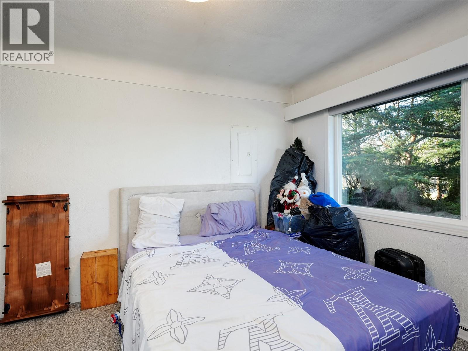 269 Glenairlie Dr, View Royal