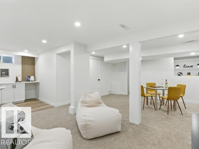 1 SYLVAN DR, St. Albert