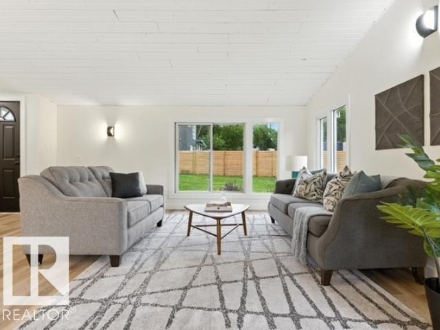 1 SYLVAN DR, St. Albert