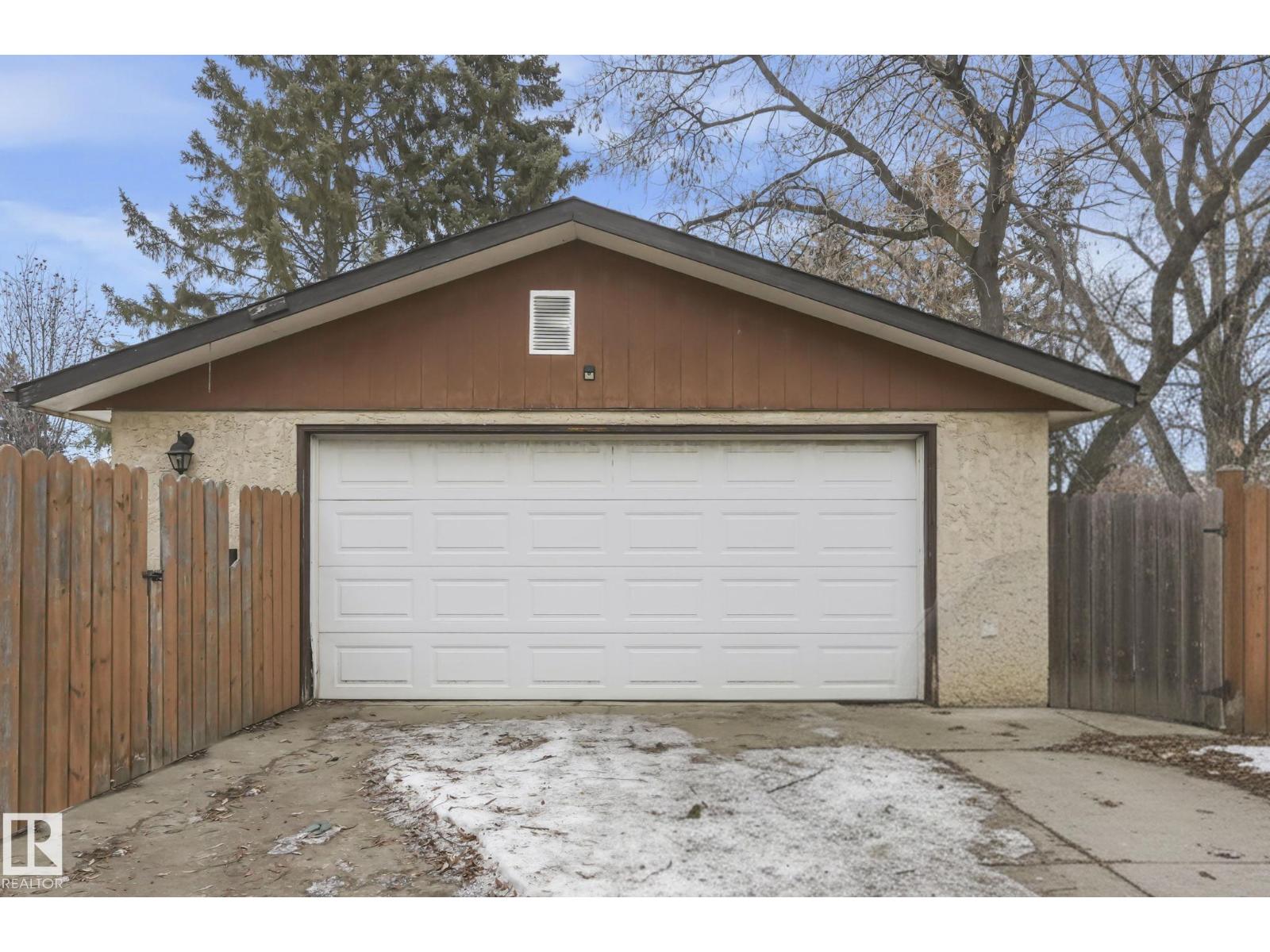 5107 44 ST, Beaumont