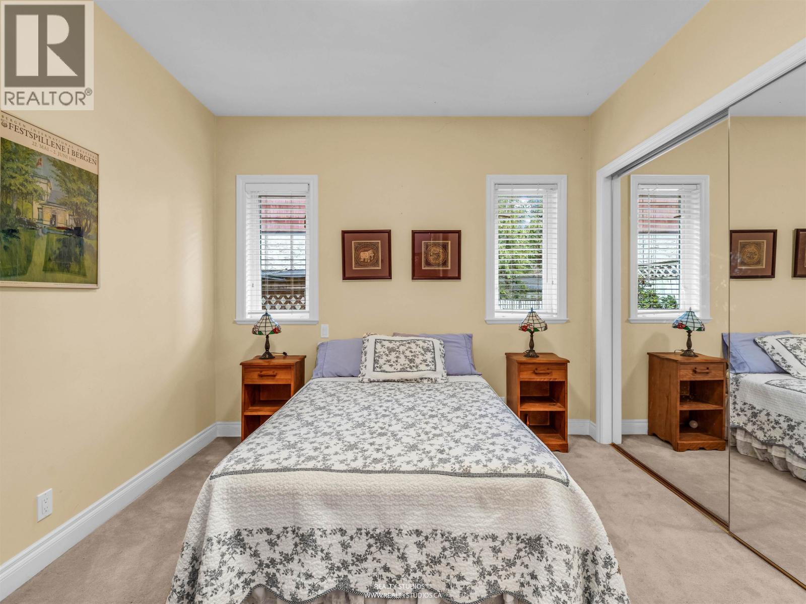 563 ESQUIMALT AVENUE, West Vancouver