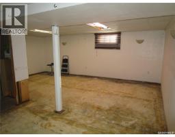 Living room - 250 1st Avenue W, Bengough, SK S0C0K0 Photo 14