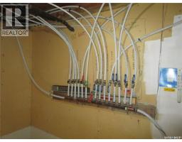 250 1st Avenue W, Bengough, SK S0C0K0 Photo 18