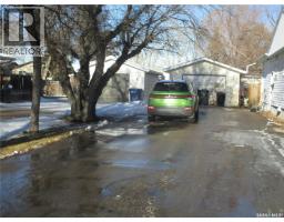 250 1st Avenue W, Bengough, SK S0C0K0 Photo 30