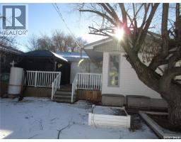 250 1st Avenue W, Bengough, SK S0C0K0 Photo 24
