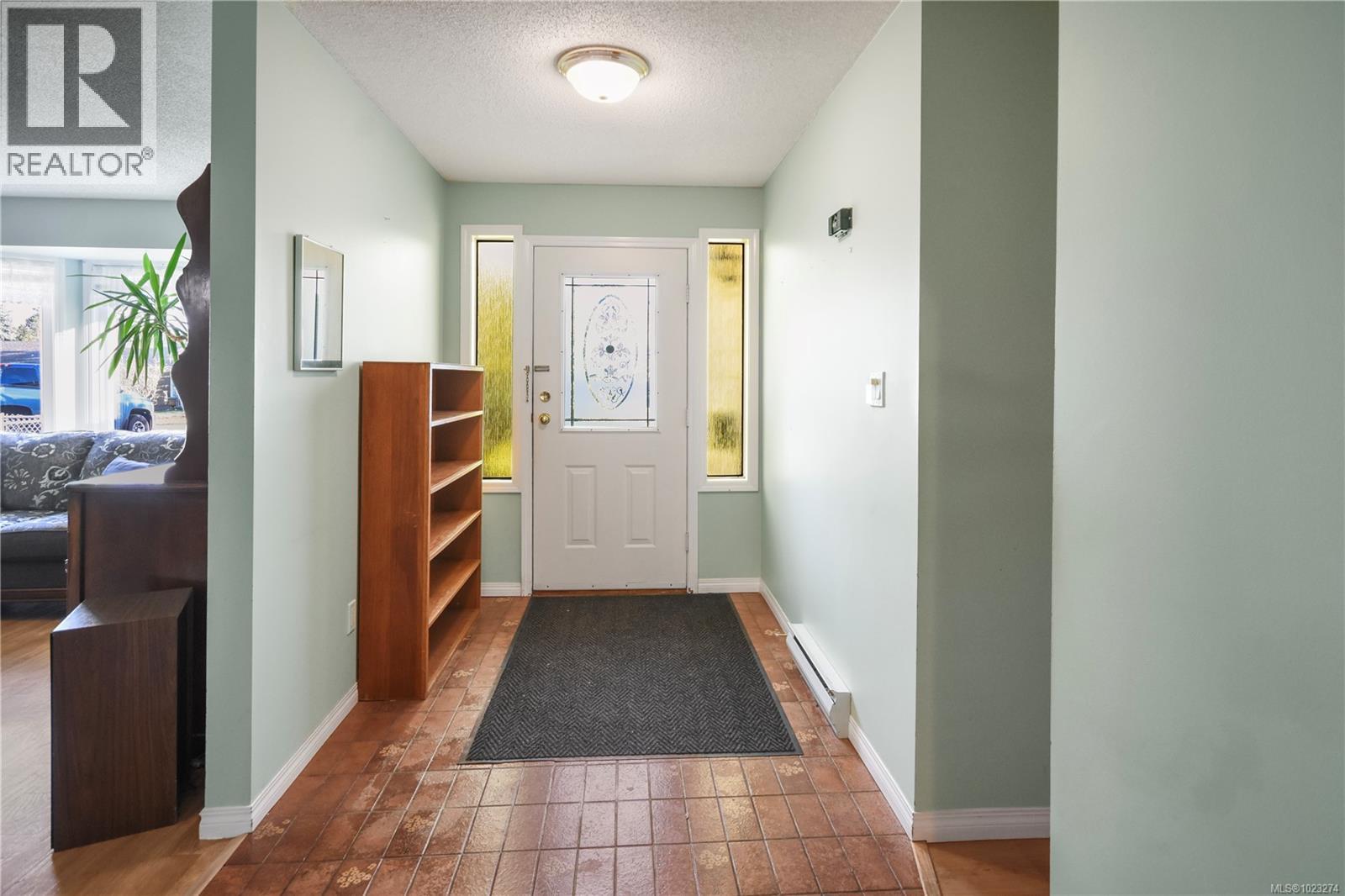 315 Peacock St, Parksville