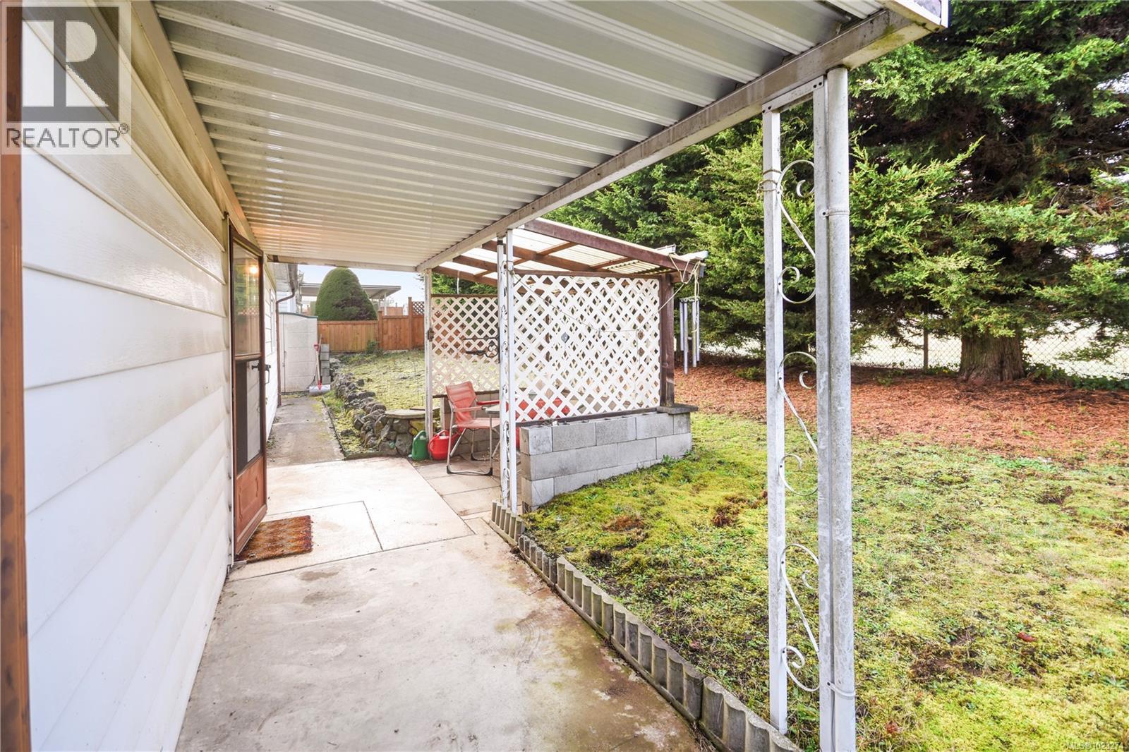 315 Peacock St, Parksville