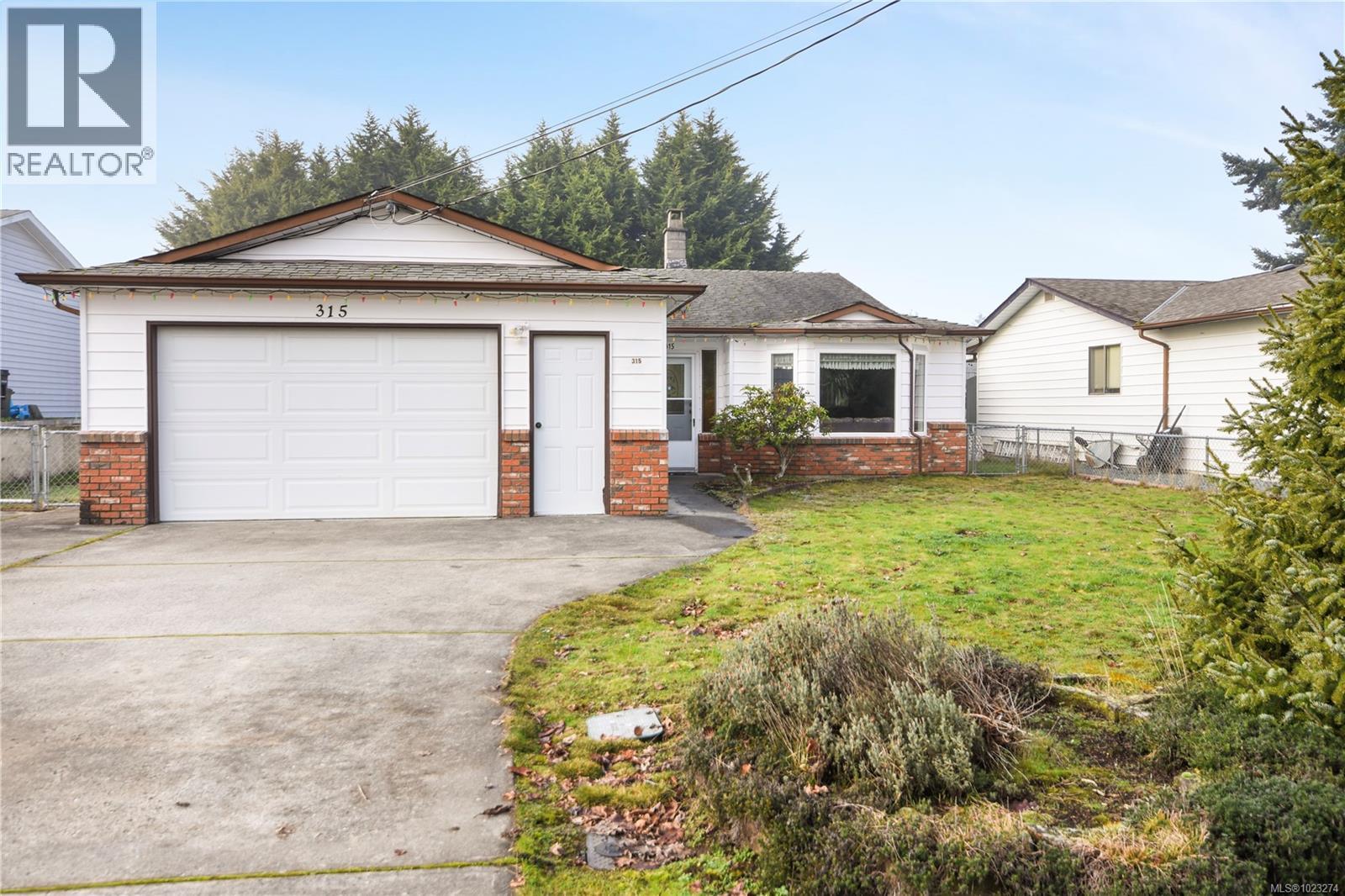 315 Peacock St, Parksville