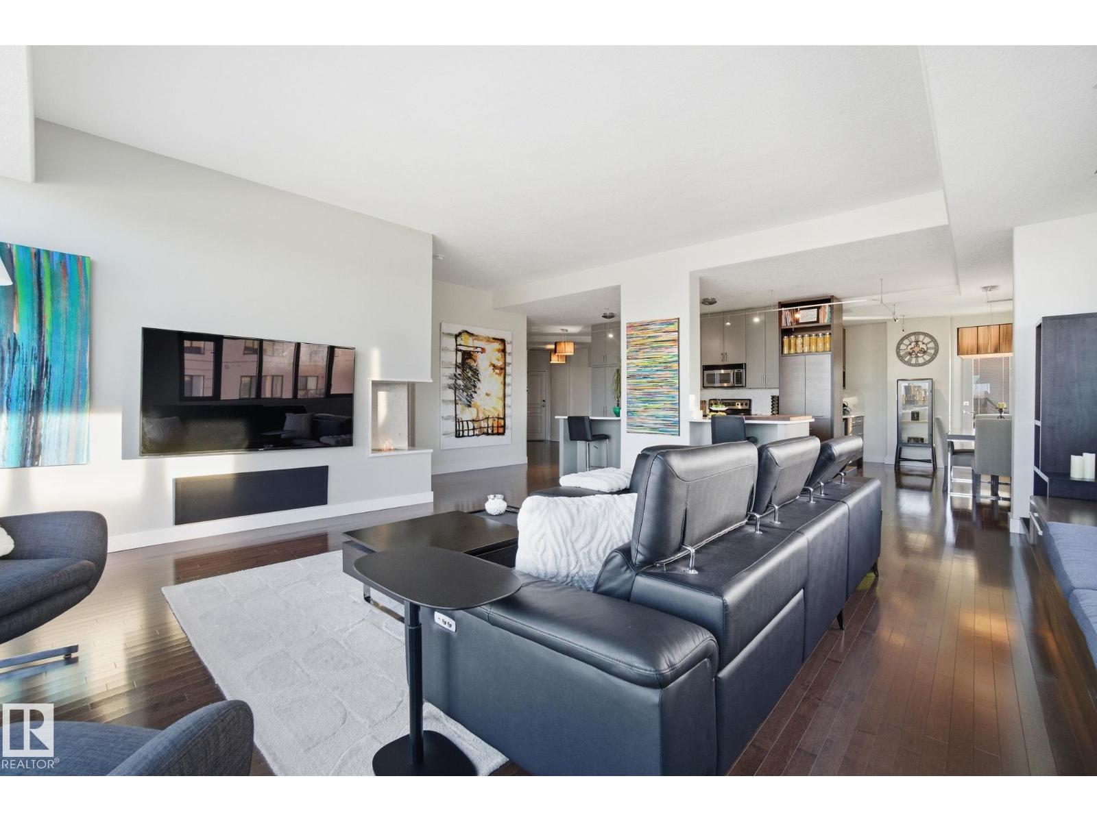 #1102 10319 111 ST NW, Edmonton