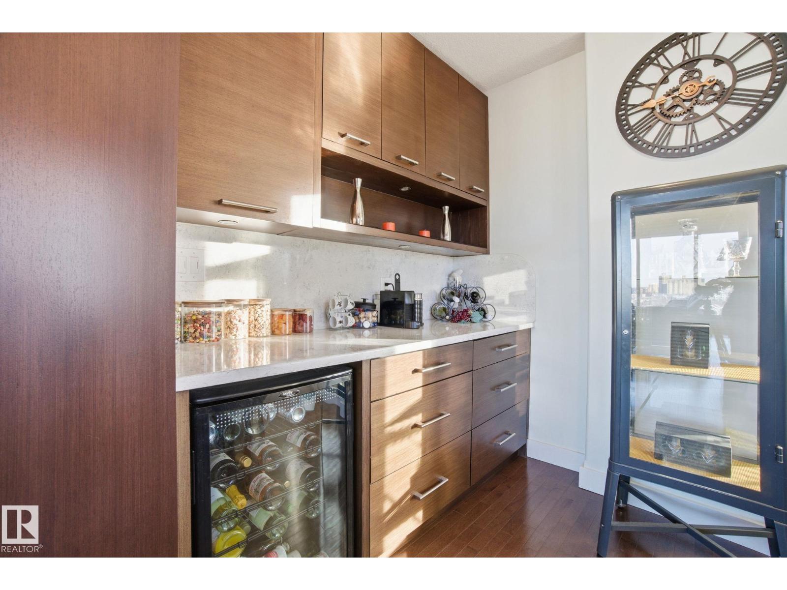 #1102 10319 111 ST NW, Edmonton