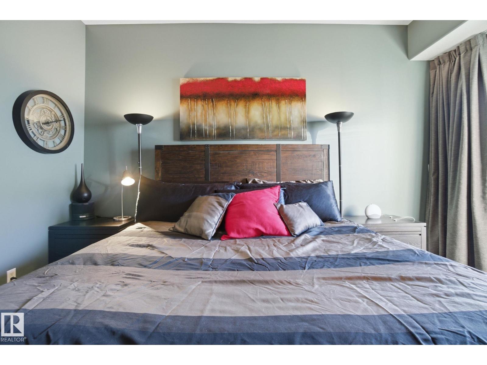 #1102 10319 111 ST NW, Edmonton