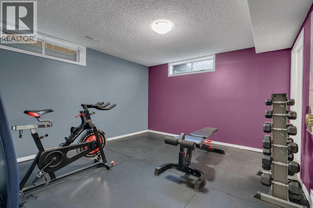 Single Family House for Sale in  Woodglen Close SW Woodbine Calgary 