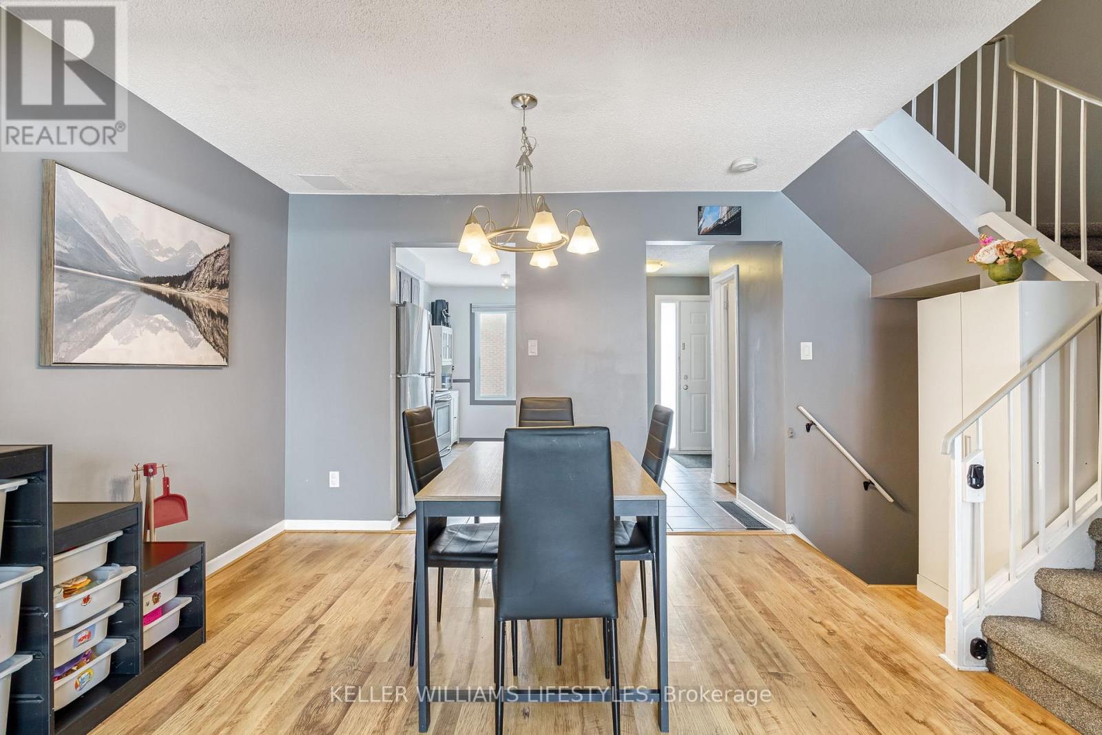 202 - 500 OSGOODE DRIVE - Photo 5 of 41, London South (South Y), Ontario