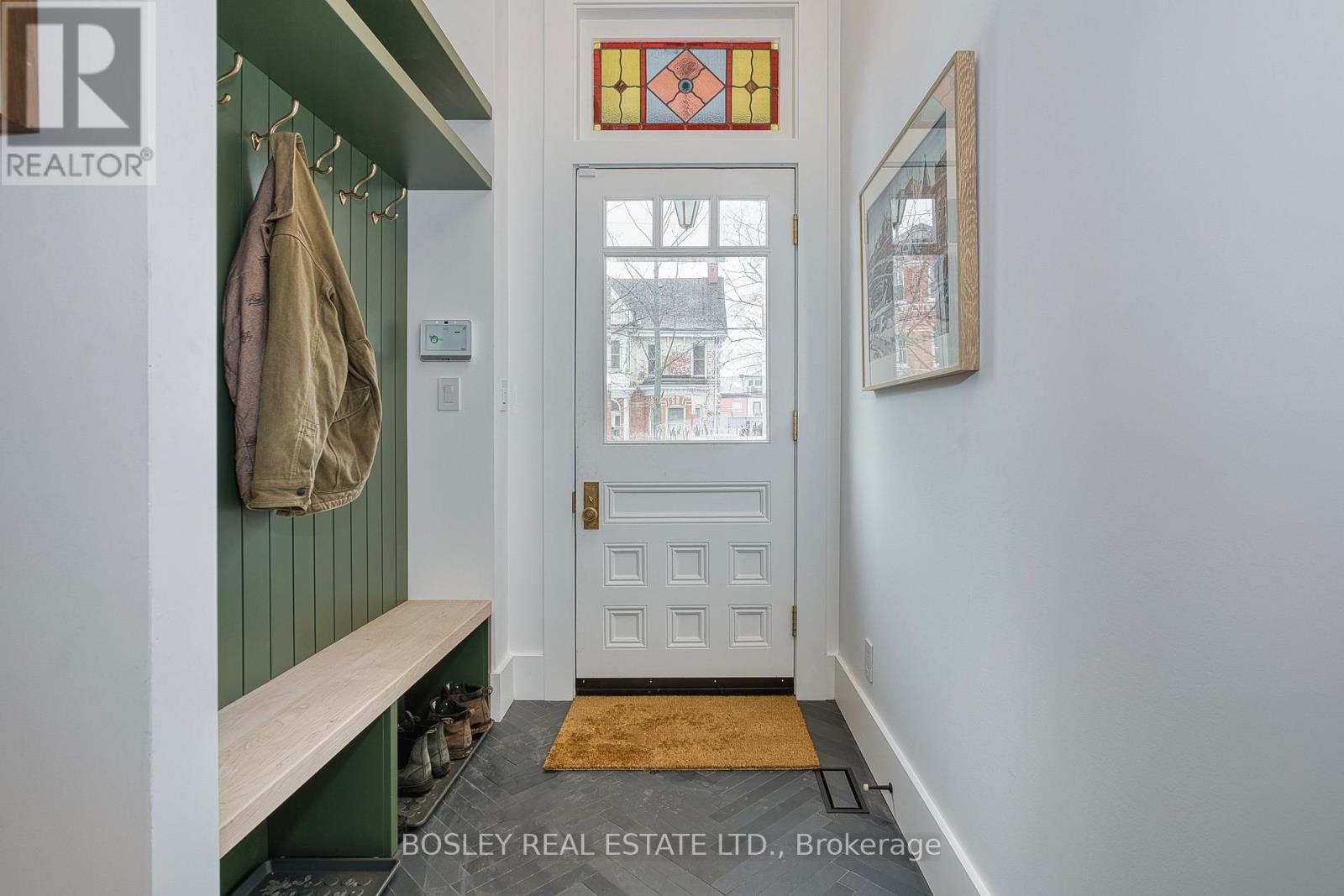 34 BEACONSFIELD AVENUE - Photo 3 of 43, Toronto (Little Portugal), Ontario