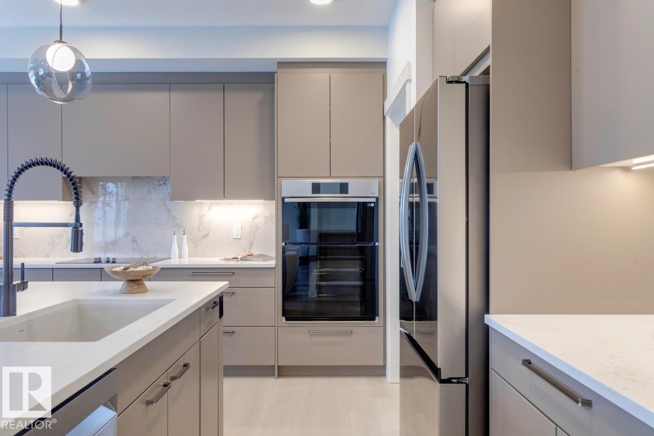 3280 Chernowski WY SW, Edmonton