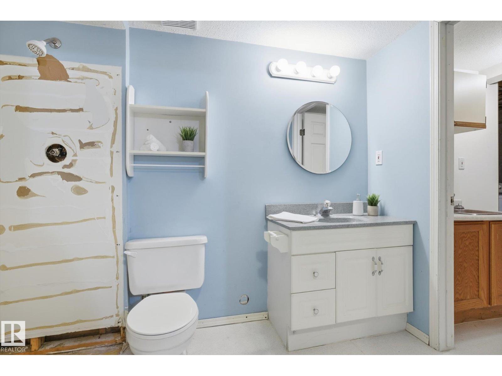 59 WOODLANDS RD, St. Albert