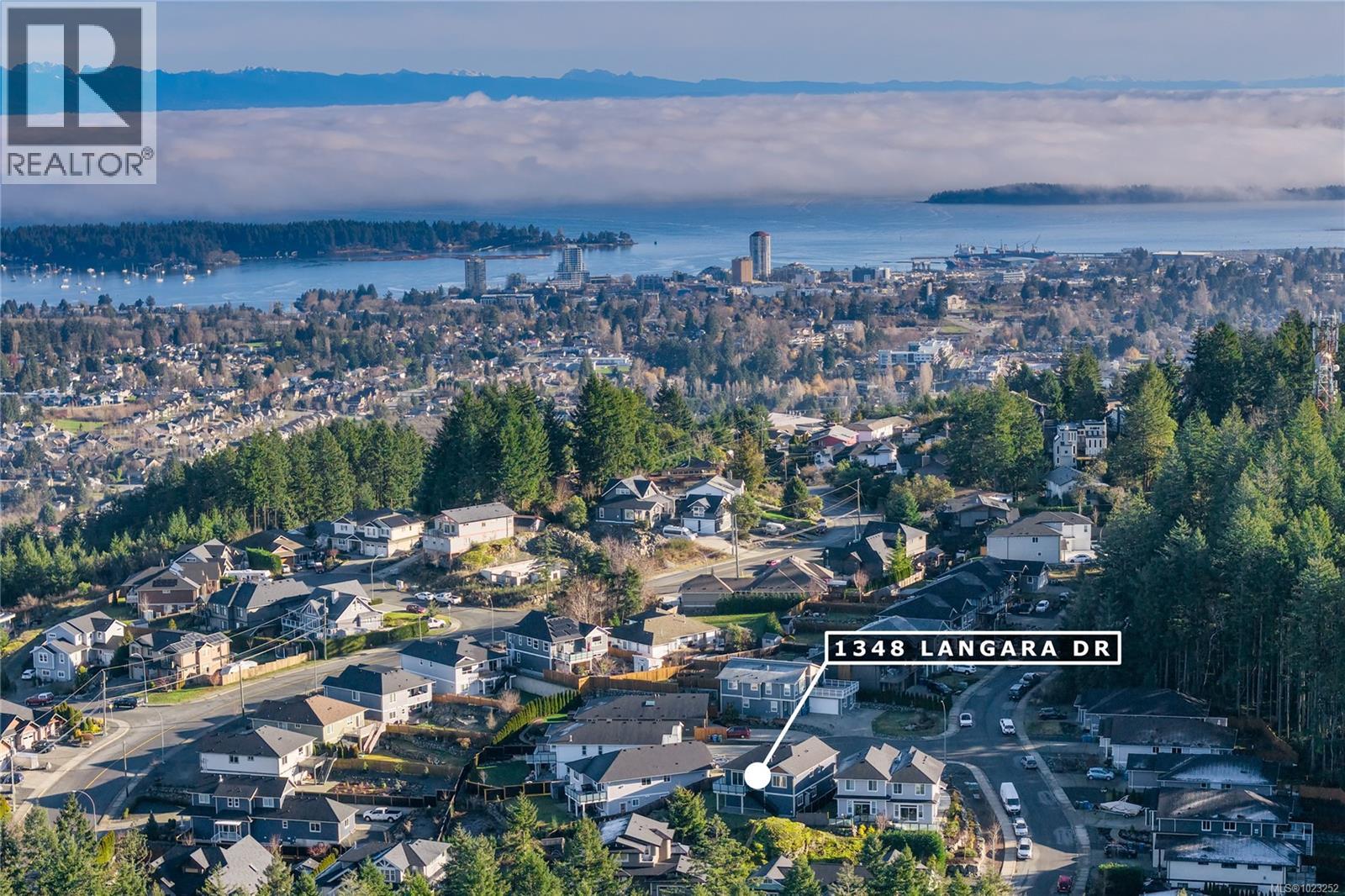 1348 LANGARA DR - 53