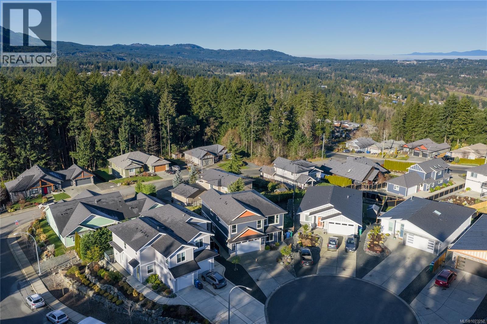 1348 LANGARA DR - 54