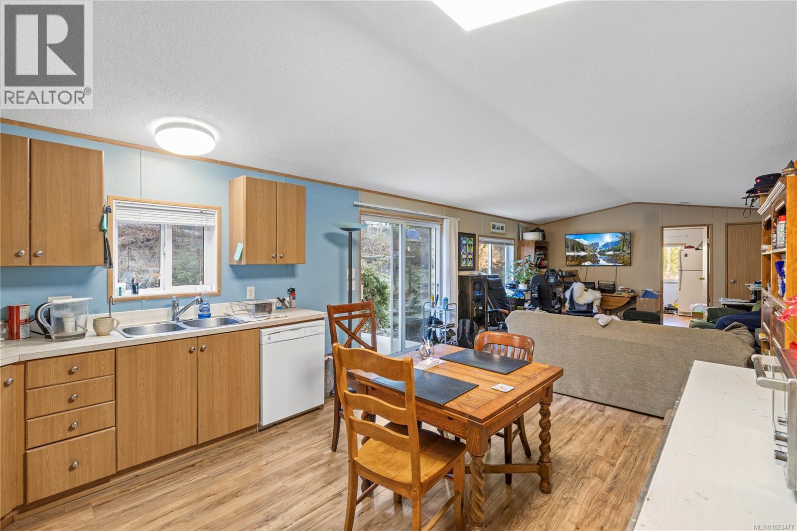 2763 Parker Rd, Nanoose Bay