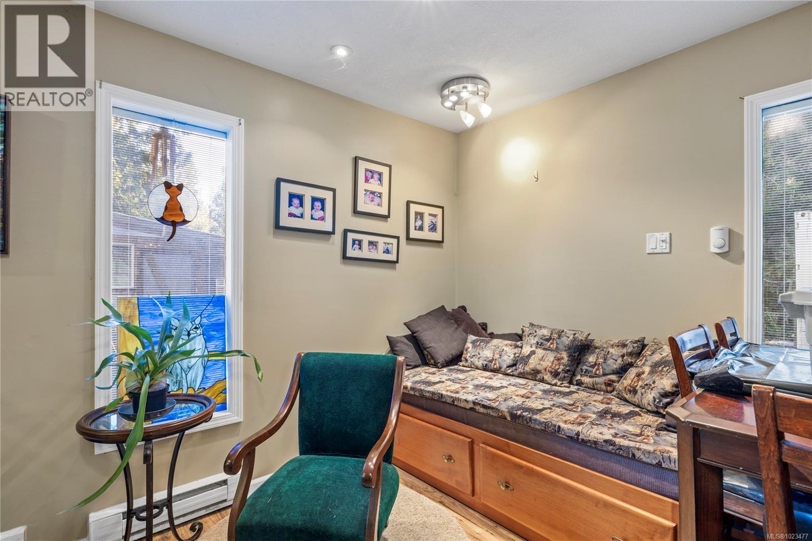 2763 Parker Rd, Nanoose Bay