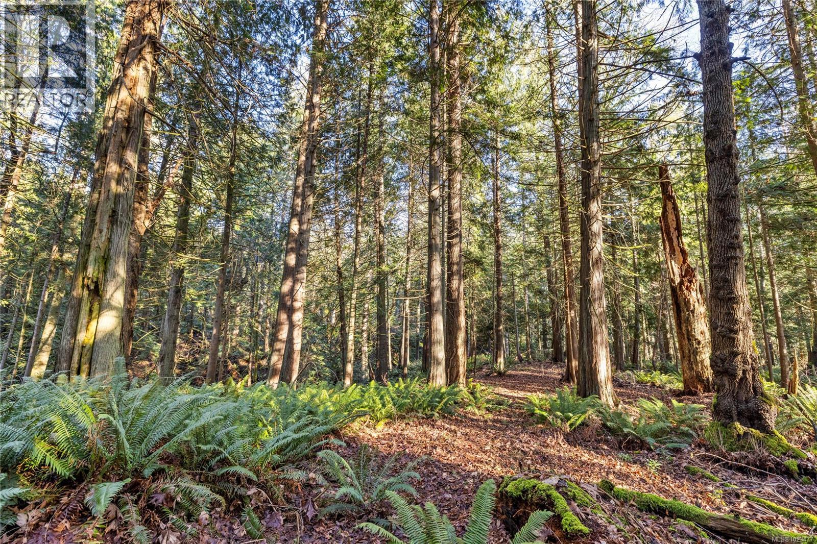 2763 Parker Rd, Nanoose Bay