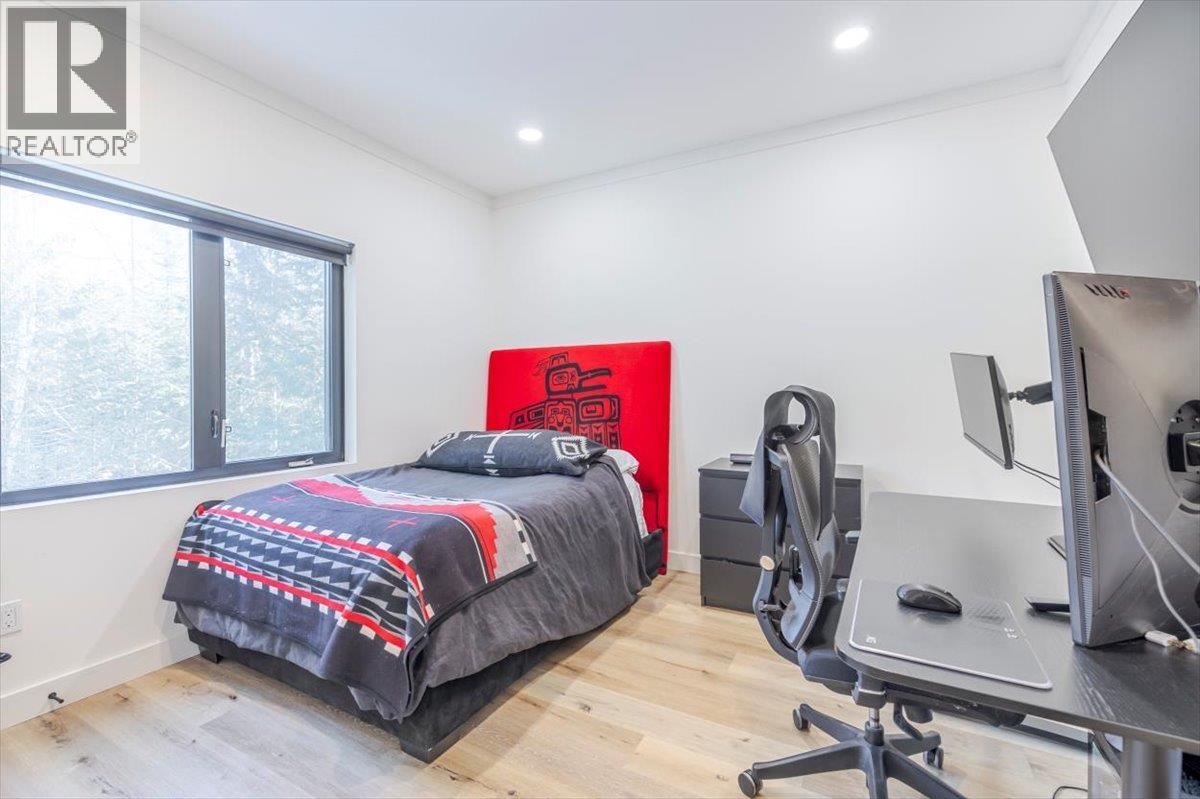 4600 ALPINE WAY - 32