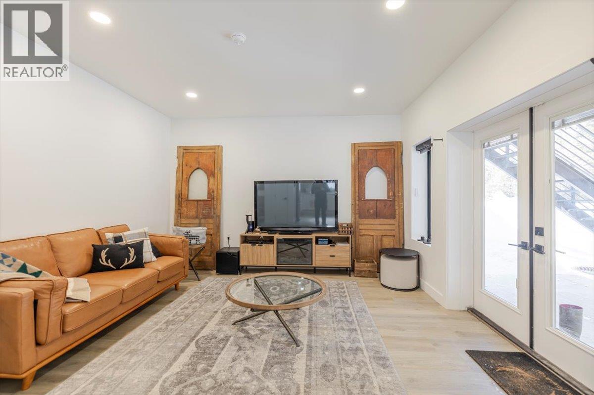 4600 ALPINE WAY - 53