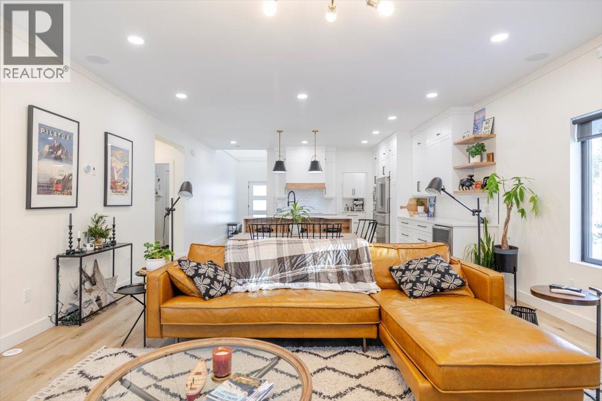 4600 Alpine Way - 20