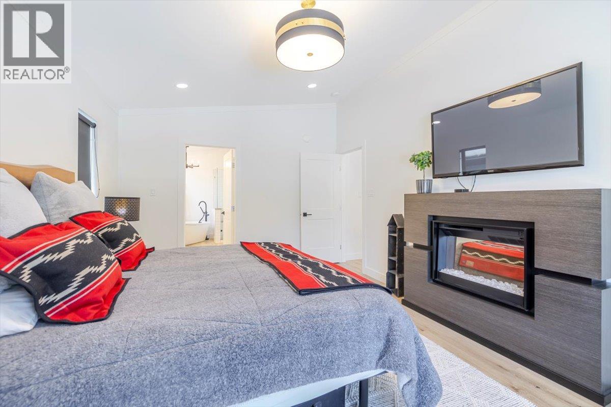 4600 ALPINE WAY - 39