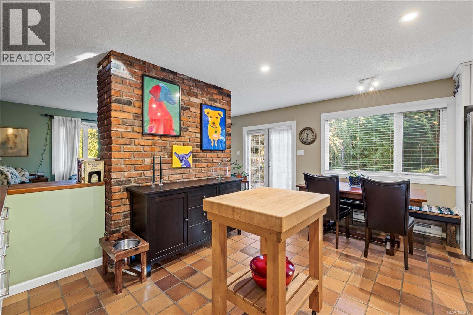 2763 Parker Rd, Nanoose Bay