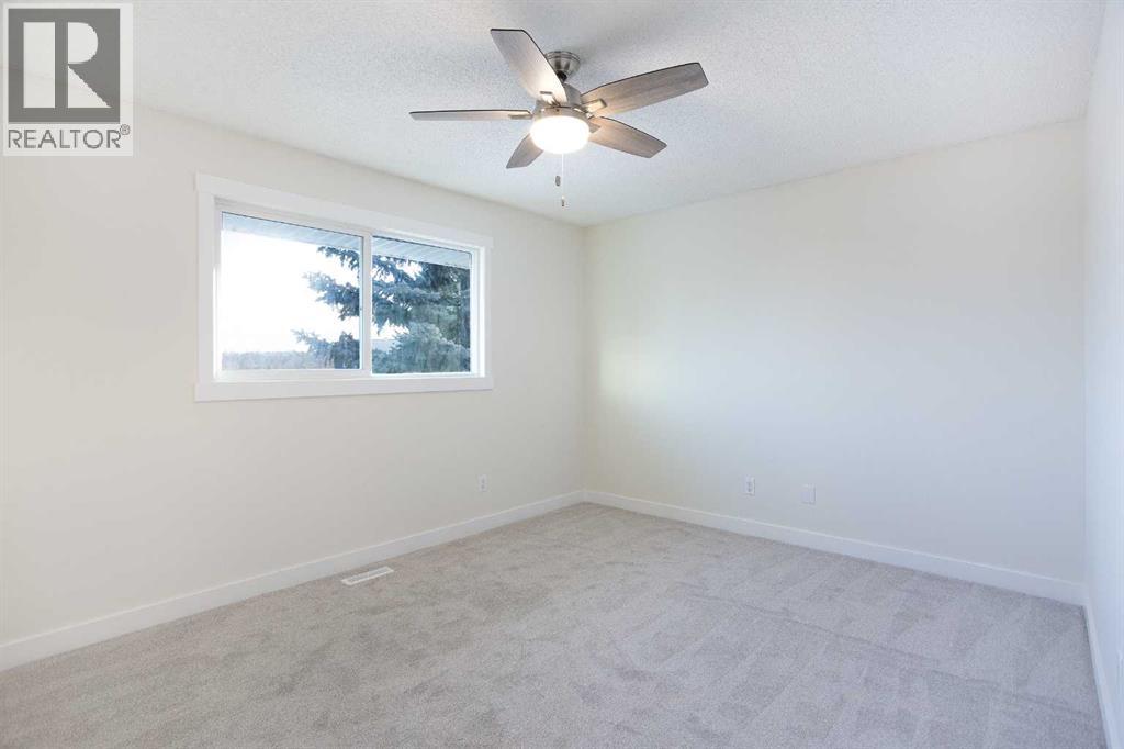 Single Family House for Sale in  Deer Run Drive SE Deer Run Calgary 