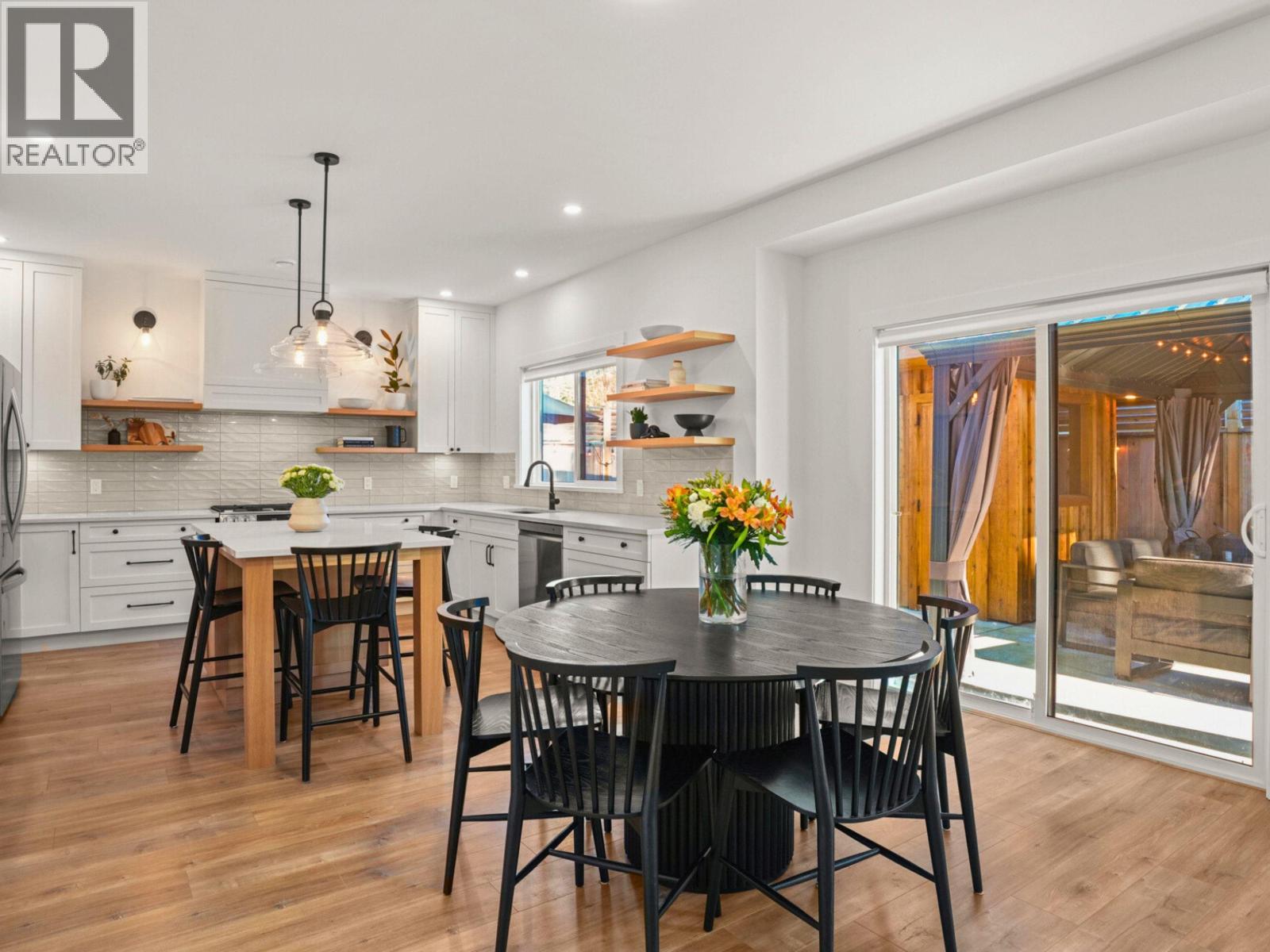 510 JORDAN WAY, Gibsons