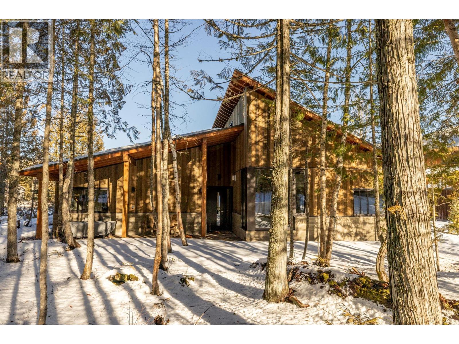 5538 Currie Bowl Way - Photo 3 of 95, Fernie, British Columbia