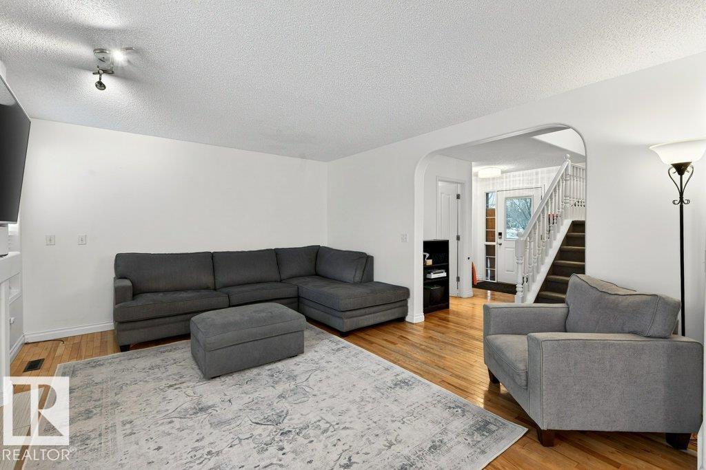 457 RAINBOW CR, Sherwood Park