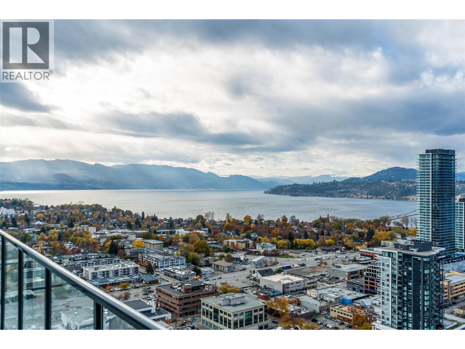 3307 1488 Bertram Street, Kelowna