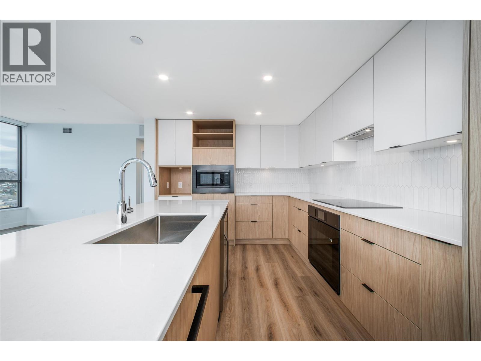 3307 1488 Bertram Street, Kelowna