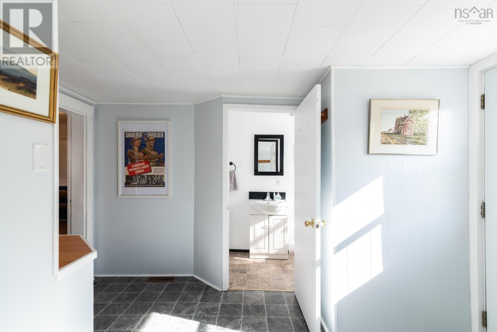 Property 12 of 47 of 28 Maple Avenue