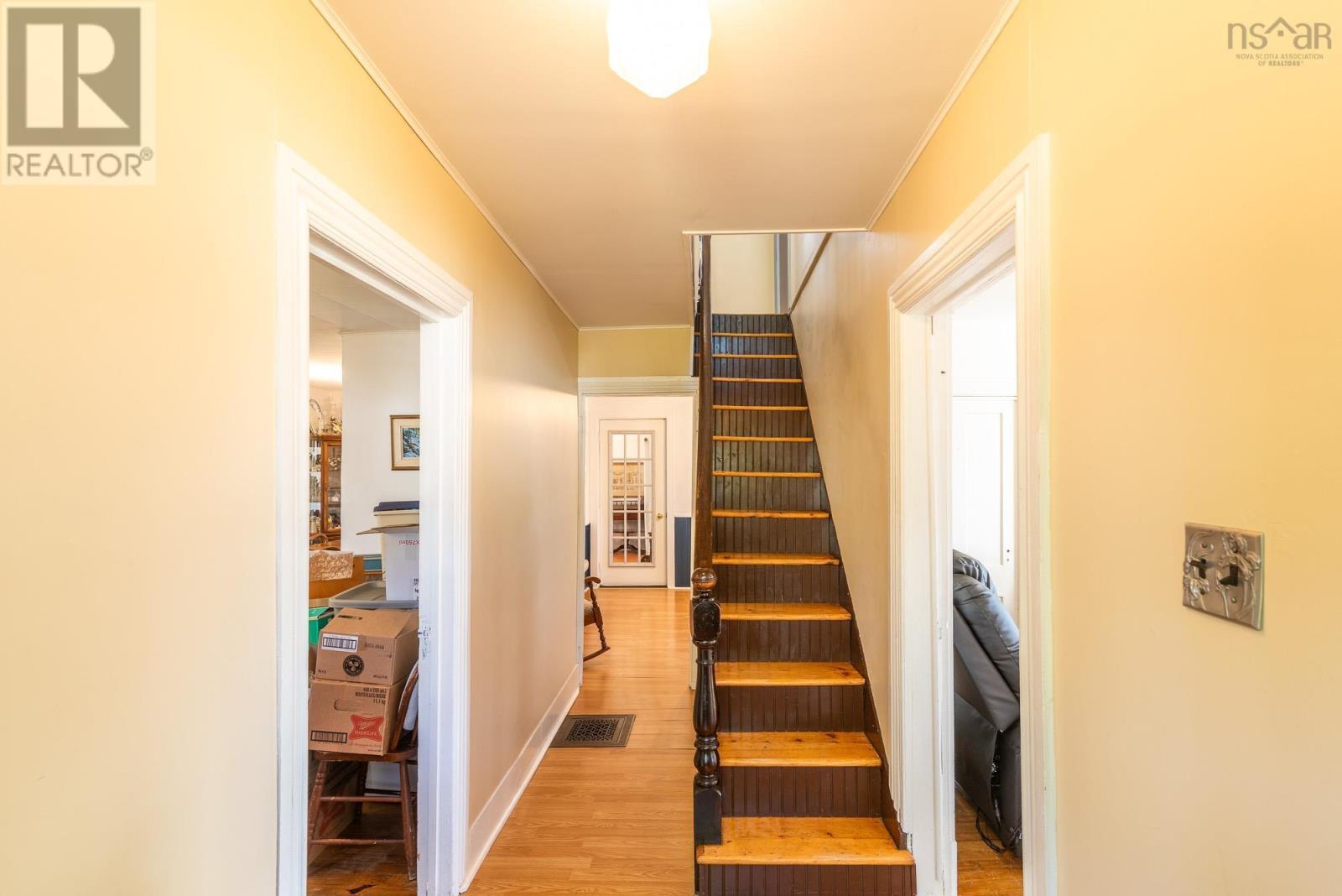 Property 28 of 47 of 28 Maple Avenue