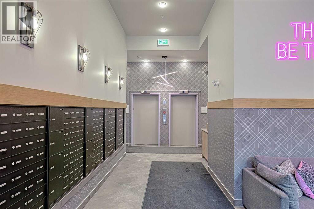 Single Family House for Sale in   University Avenue NW University District Calgary 