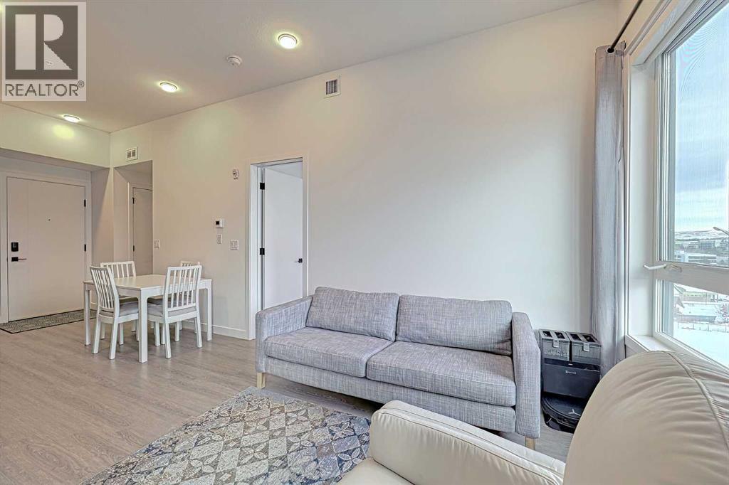 Single Family House for Sale in   University Avenue NW University District Calgary 