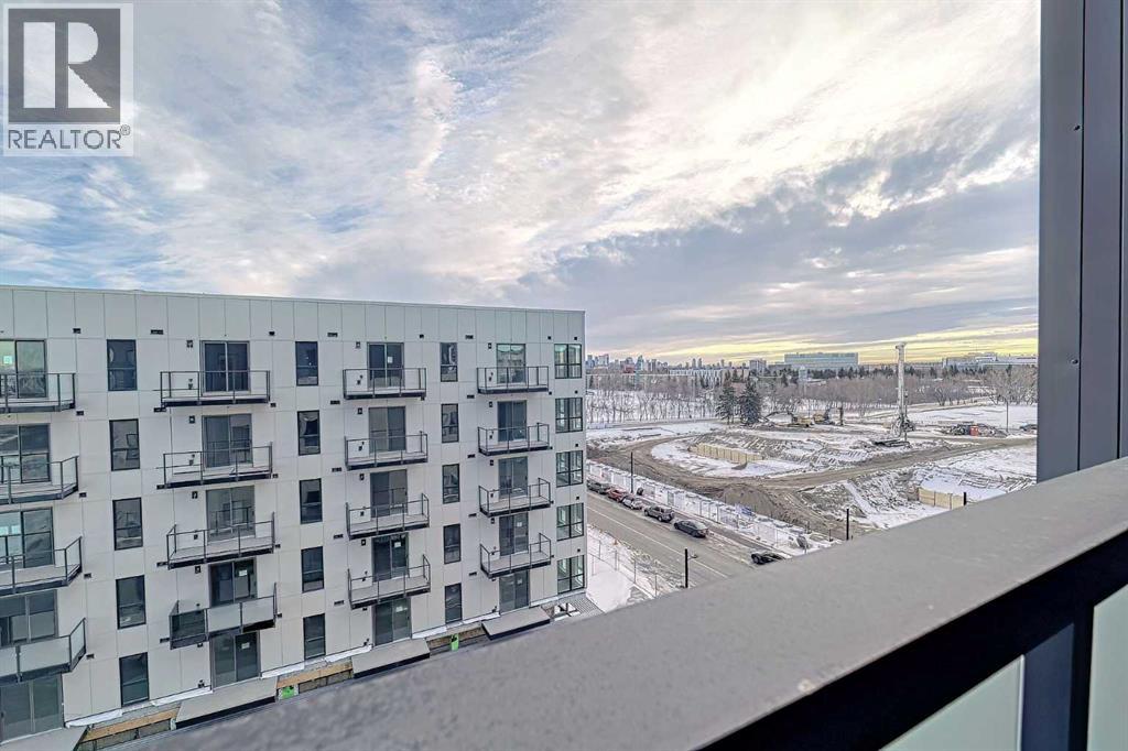 Single Family House for Sale in   University Avenue NW University District Calgary 