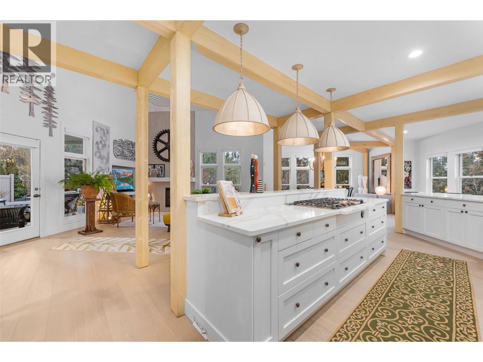  2075 Lillooet Court, Kelowna