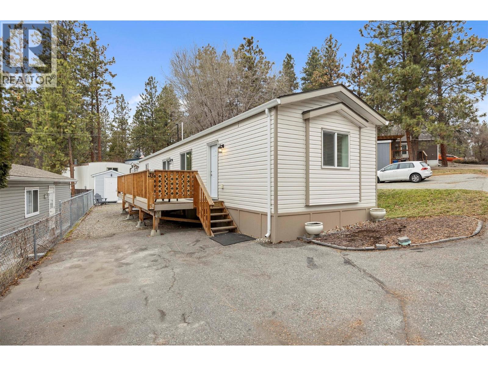 #33 1860 Boucherie Road - 1