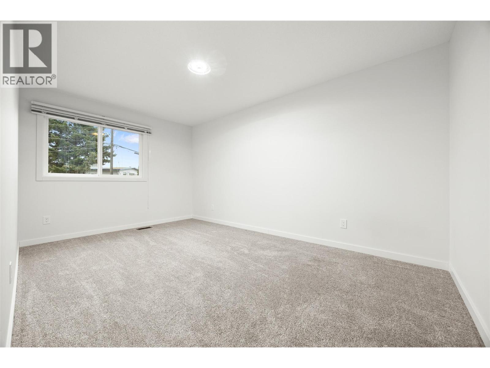  6348 Forest Hill Drive, Peachland