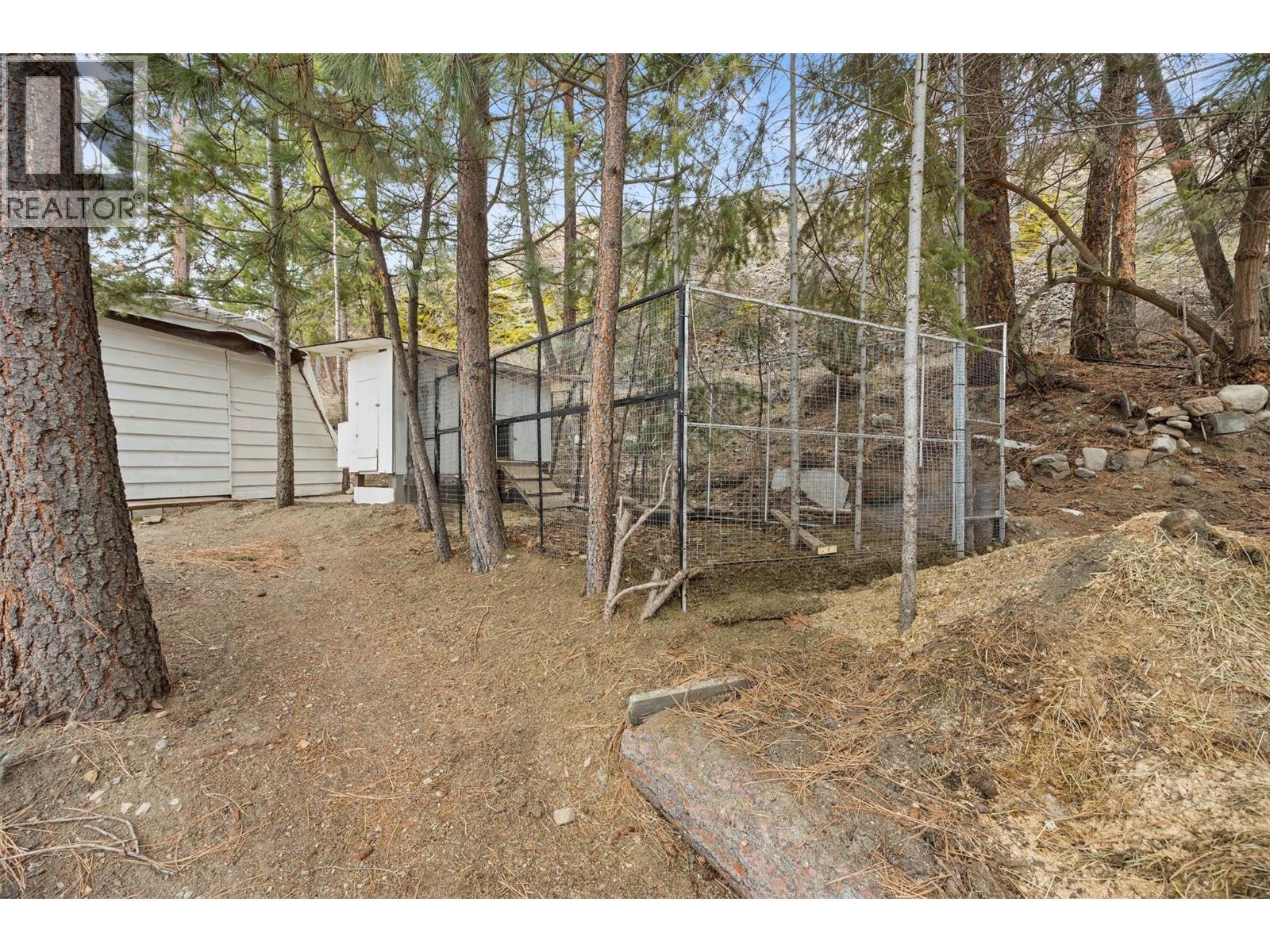  6348 Forest Hill Drive, Peachland