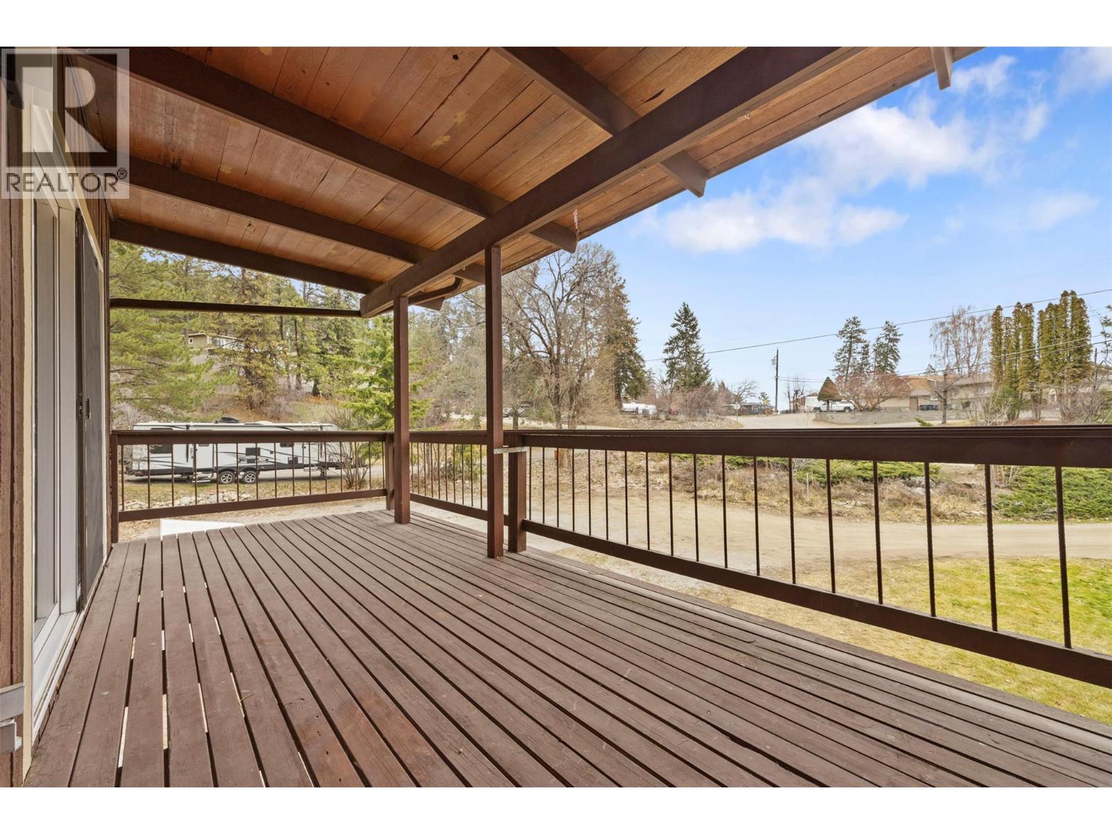  6348 Forest Hill Drive, Peachland