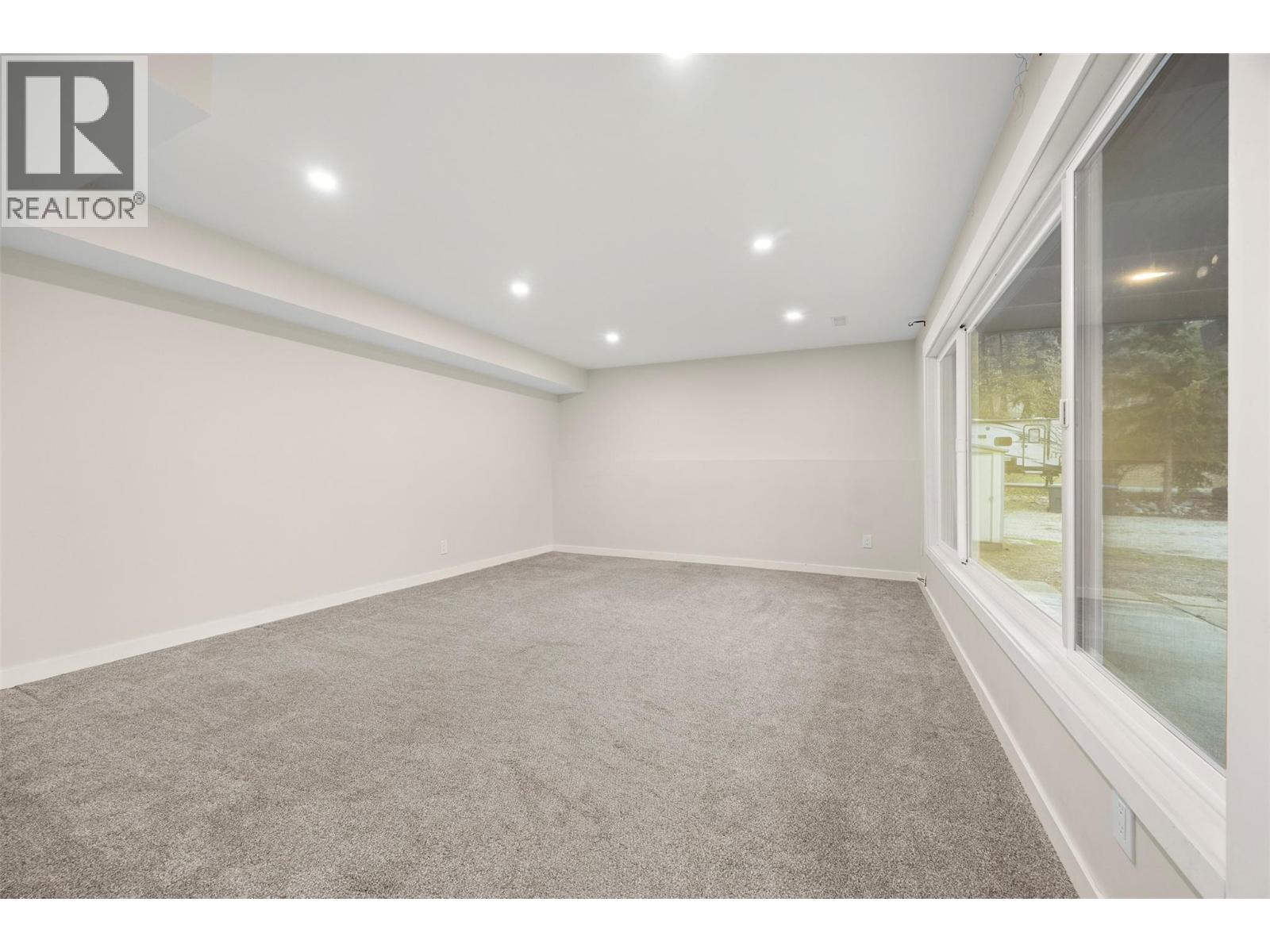  6348 Forest Hill Drive, Peachland