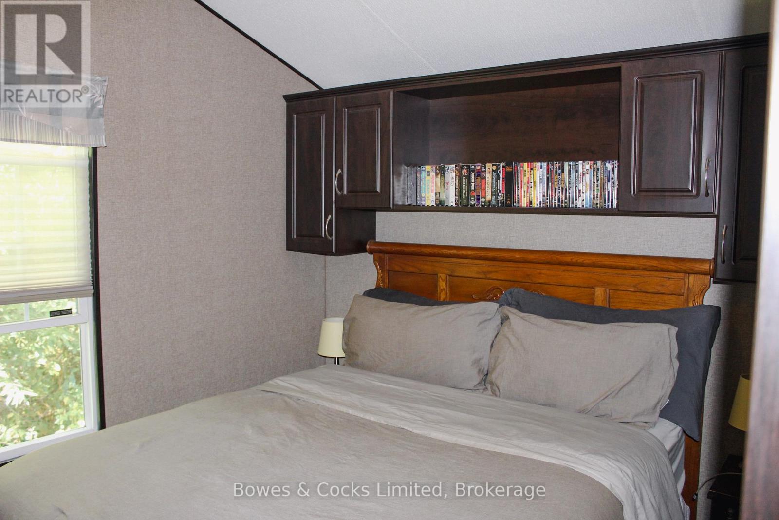 LAWSON CRES. 14 - 1235 VILLIERS LINE — photo 23