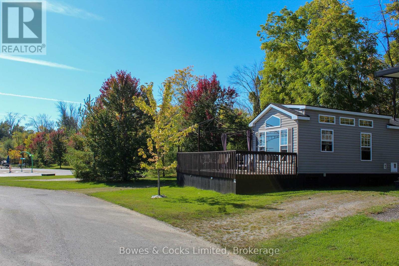 LAWSON CRES. 14 - 1235 VILLIERS LINE — photo 31