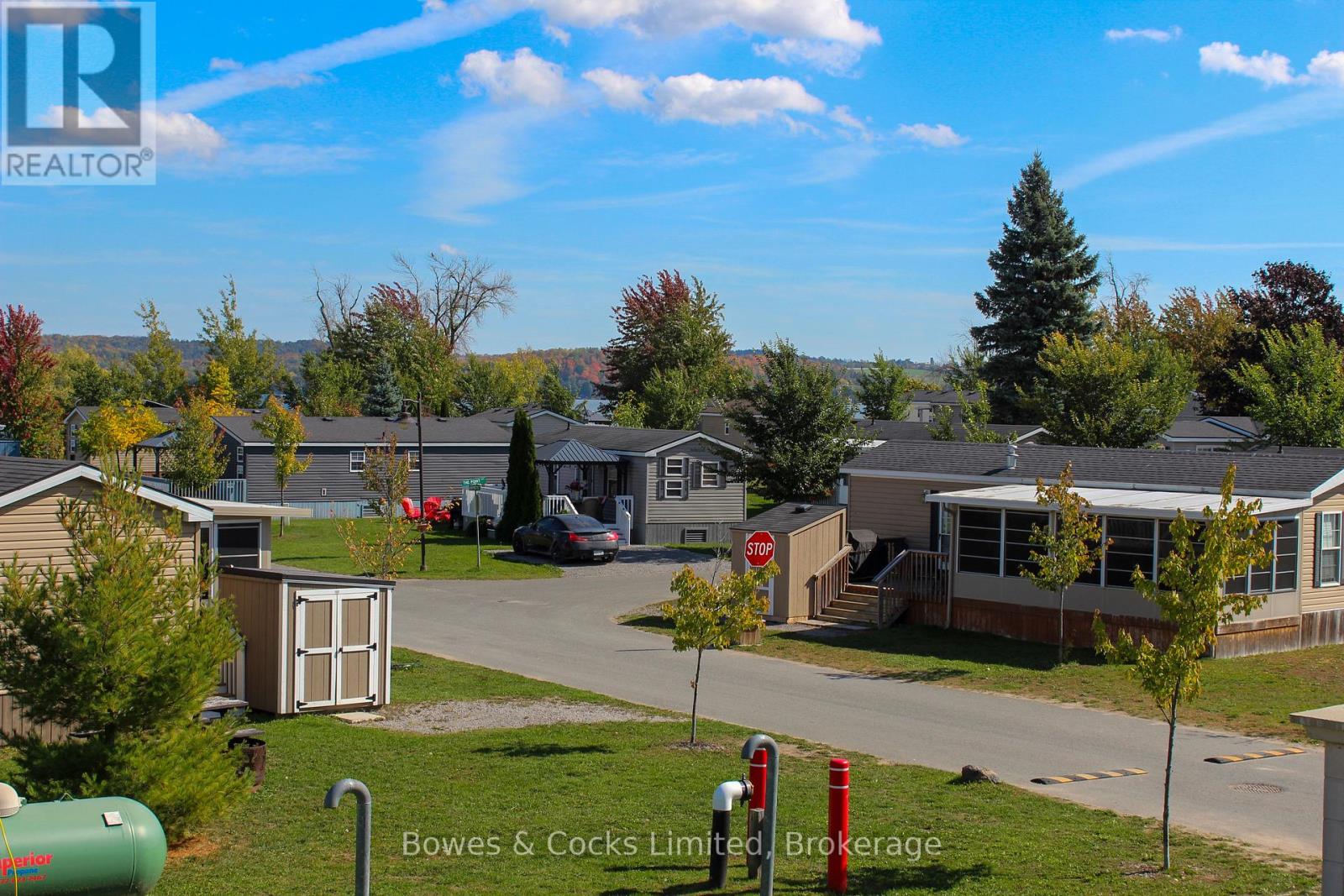 LAWSON CRES. 14 - 1235 VILLIERS LINE — photo 34